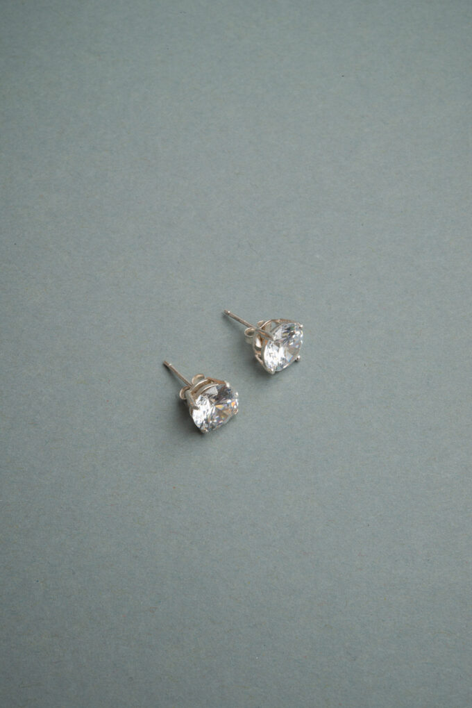 Ohrringe Disco, Anstecker, Zirkonstein, 925 Silber. Rund geschliffen, funkeln aus jeder Sicht.