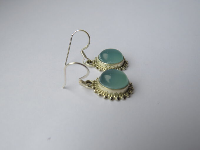 Ohrringe Trueblue, 925 Silber,Aqua Steine in einem zarten Pastellblau wie der Himmel.