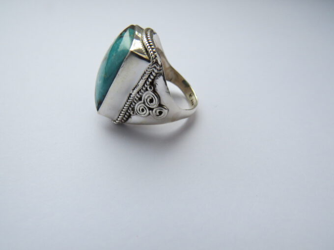 Ring Boheme. Gr.55mm, Durchmesser 16mm. Hippies & der Lifestyle dieser Zeit gaben mir die Inspiration.