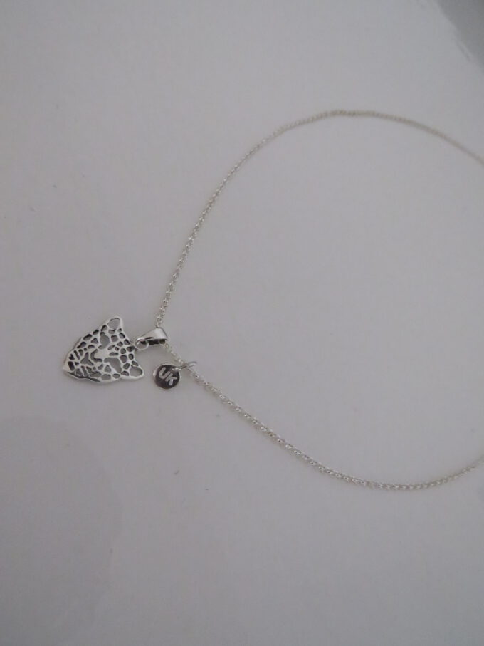 Halskette Tiger, Tiegerkopf, 925 Silber. Living in Afrika. Stolz wie ein Tieger.